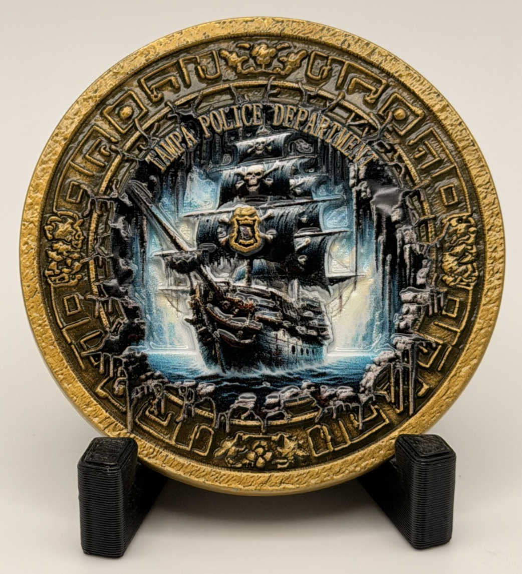 🔥 Sought After Gasparilla Invasion Tampa Police (TPD) Challenge Coin (Gold)
